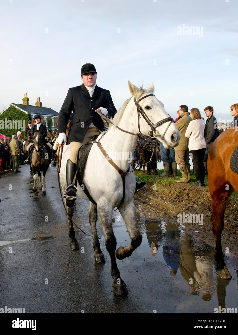 The Essex Hunt gather in Matching Green Village for their traditional