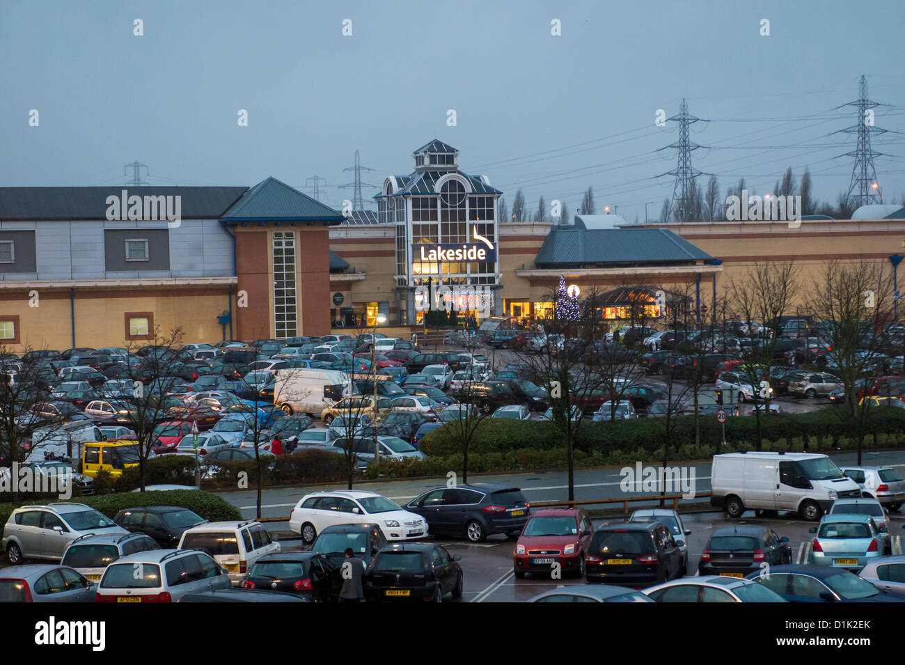 Lakeside Shopping Centre, West Thurrock, Essex, UK. Heavy rain and the prospect of traffic jams