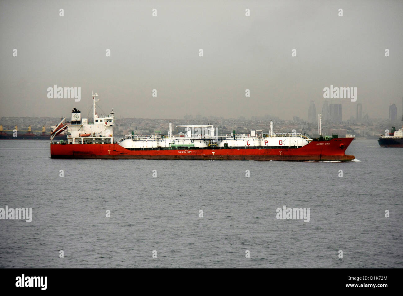 sailing cargo ship,lpg tanker ship,liquid petroleum gas carrier tanker
