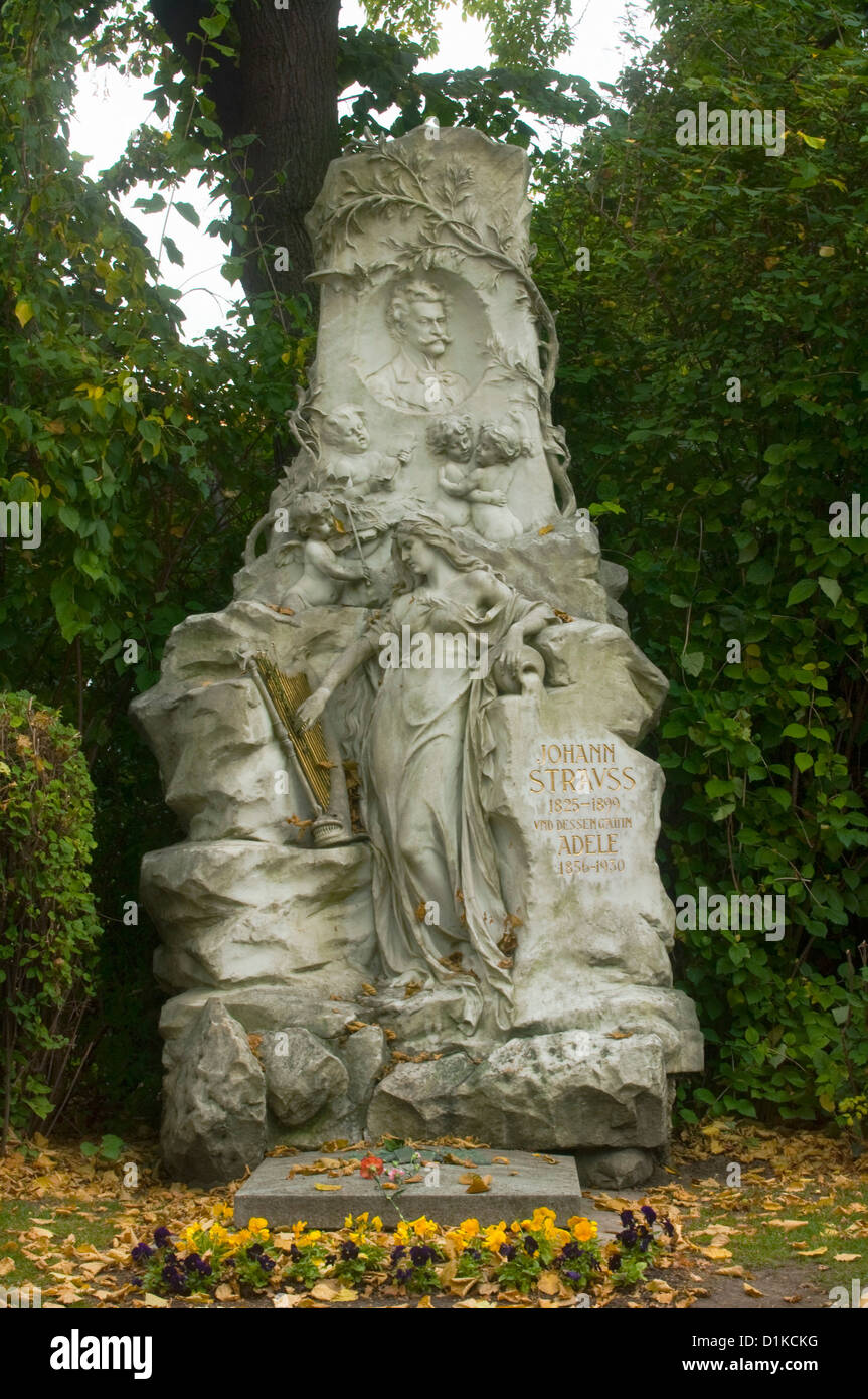 Österreich, Wien XI, Zentralfriedhof, das Ehrengrab von Johann Strauss. Stock Photo
