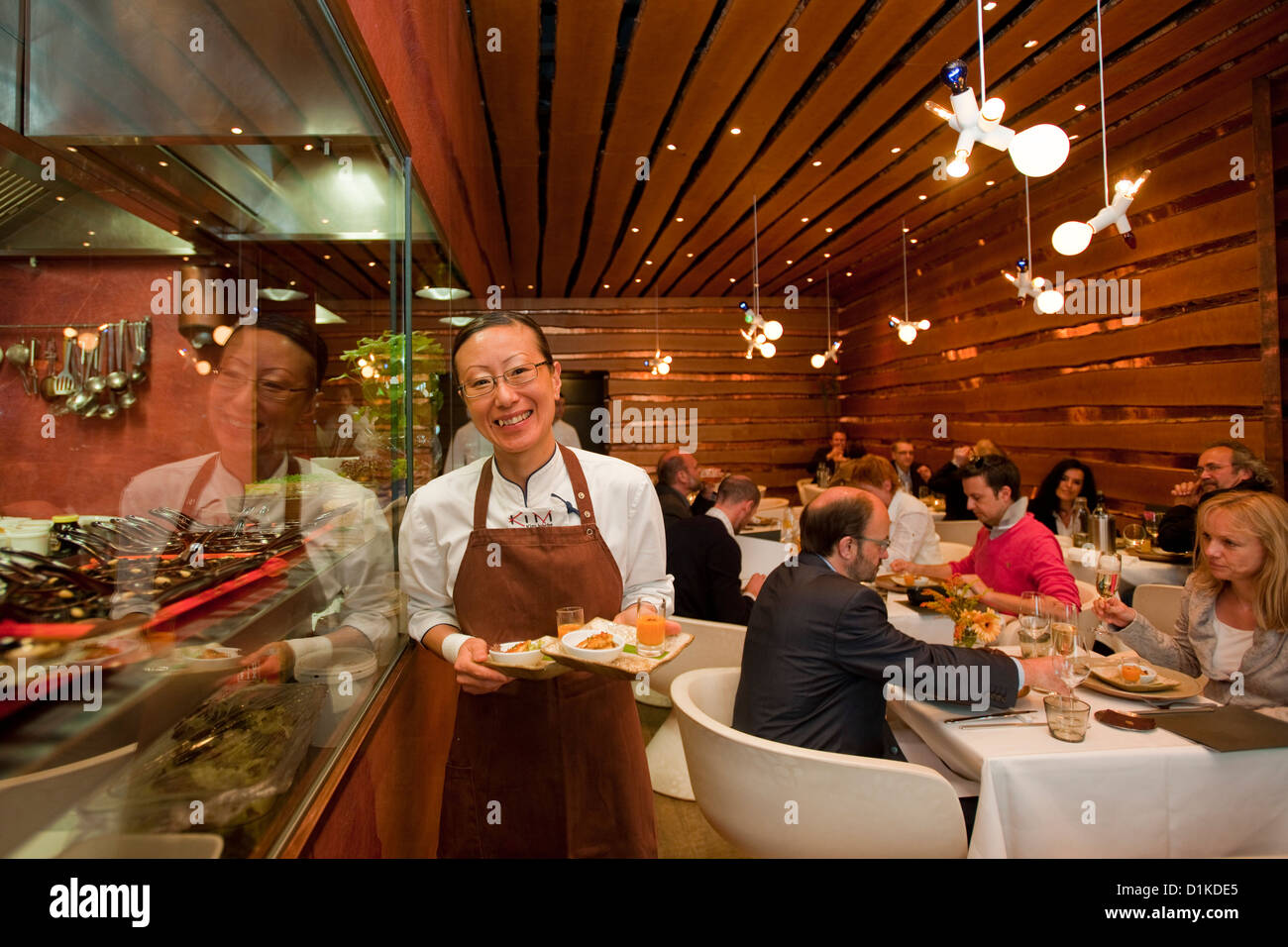 Österrreich, Wien 9, Lustkandlgasse 4, "Kim kocht" asiatisch kreative Küche auf höchstem Niveau. Kim serviert persönlich. Stock Photo