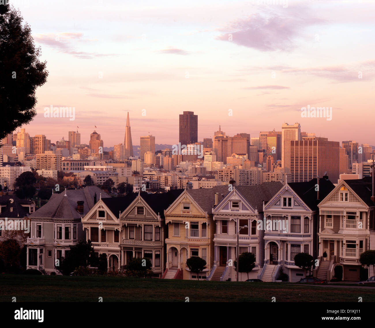 San Francisco skyline. Sunset. View of the famous Seven Sisters