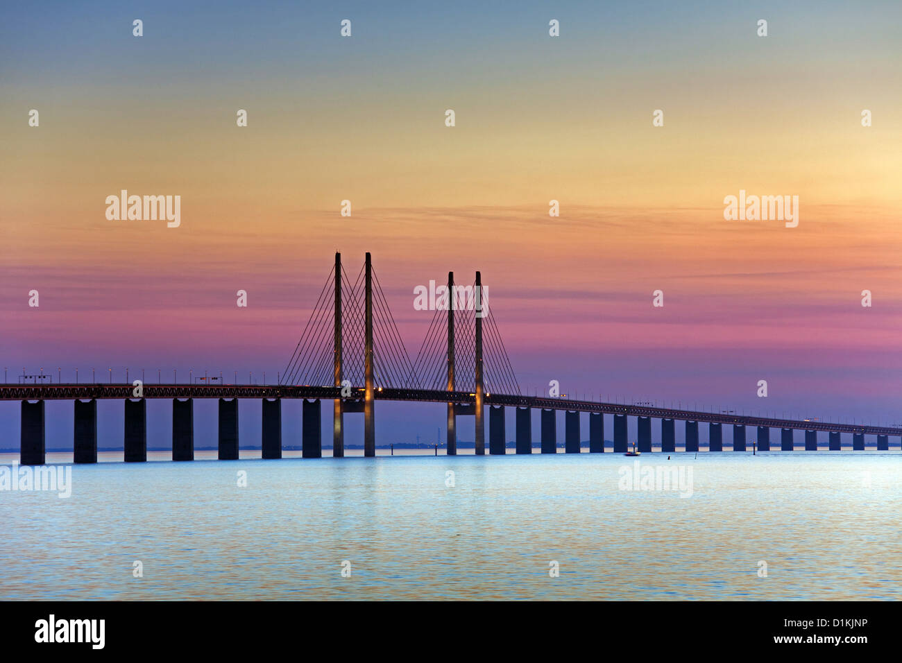 Öresund / Øresund Bridge, railway and dual carriageway bridgetunnel