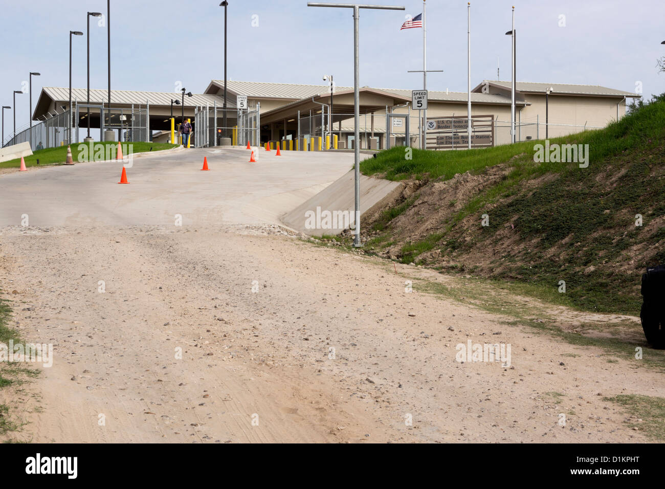 New Federal Government buildings at the ferry crossing at Los Ebanos, Texas, USA Stock Photo
