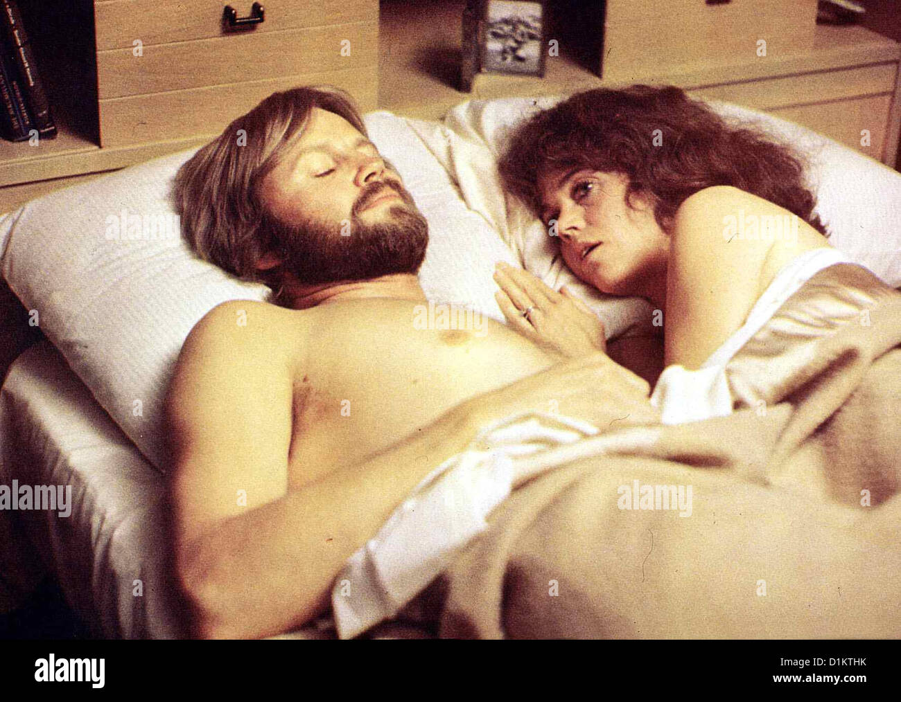 Coming Home - Sie Kehren Heim  Coming Home  Jon Voight, Jane Fonda Sally (Jane Fonda) verliebt sich in Luke (Jon Voight). *** Stock Photo