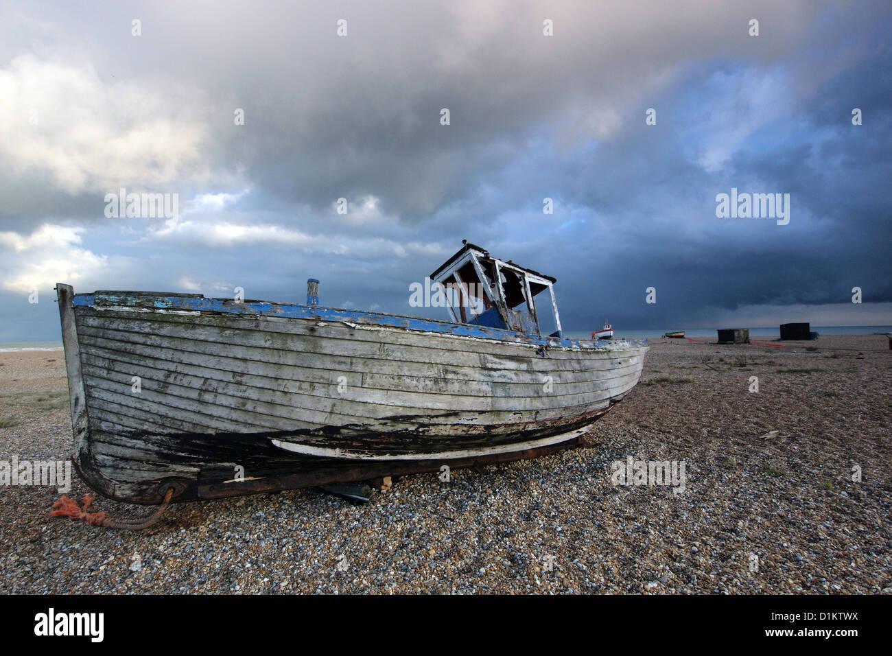 Fishing boats on the shingle beach in Dungeness Kent England UK Stock ...