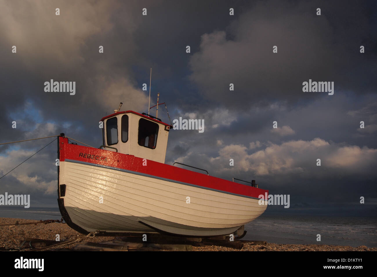 Fishing boats on the shingle beach in Dungeness Kent England UK Stock ...