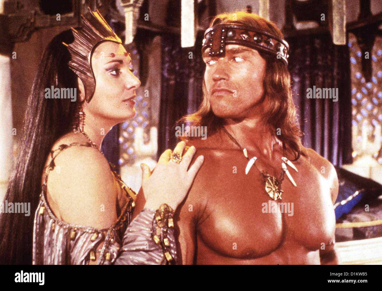 Conan-Der Zerstörer   Conan The Destroyer   Sarah Douglas, Arnold Schwarzenegger *** Local Caption *** 1984  -- Stock Photo