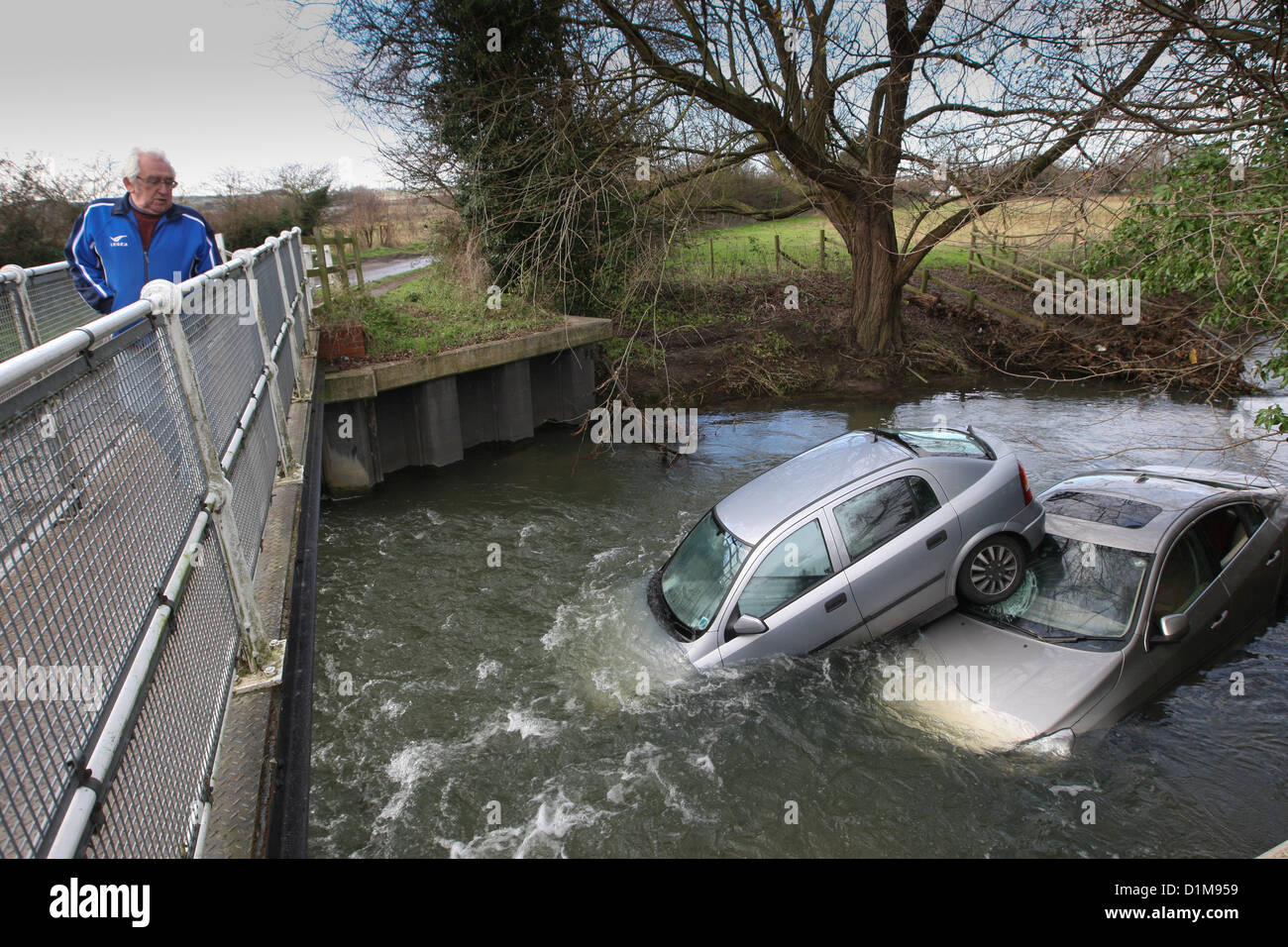Cars are washed in the river hires stock photography and images Alamy