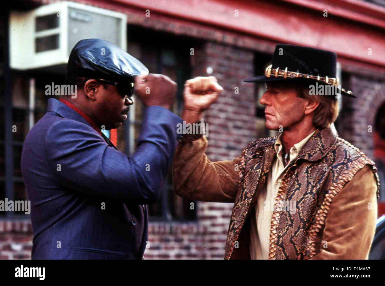 Crocodile dundee part ii hires stock photography and images Alamy