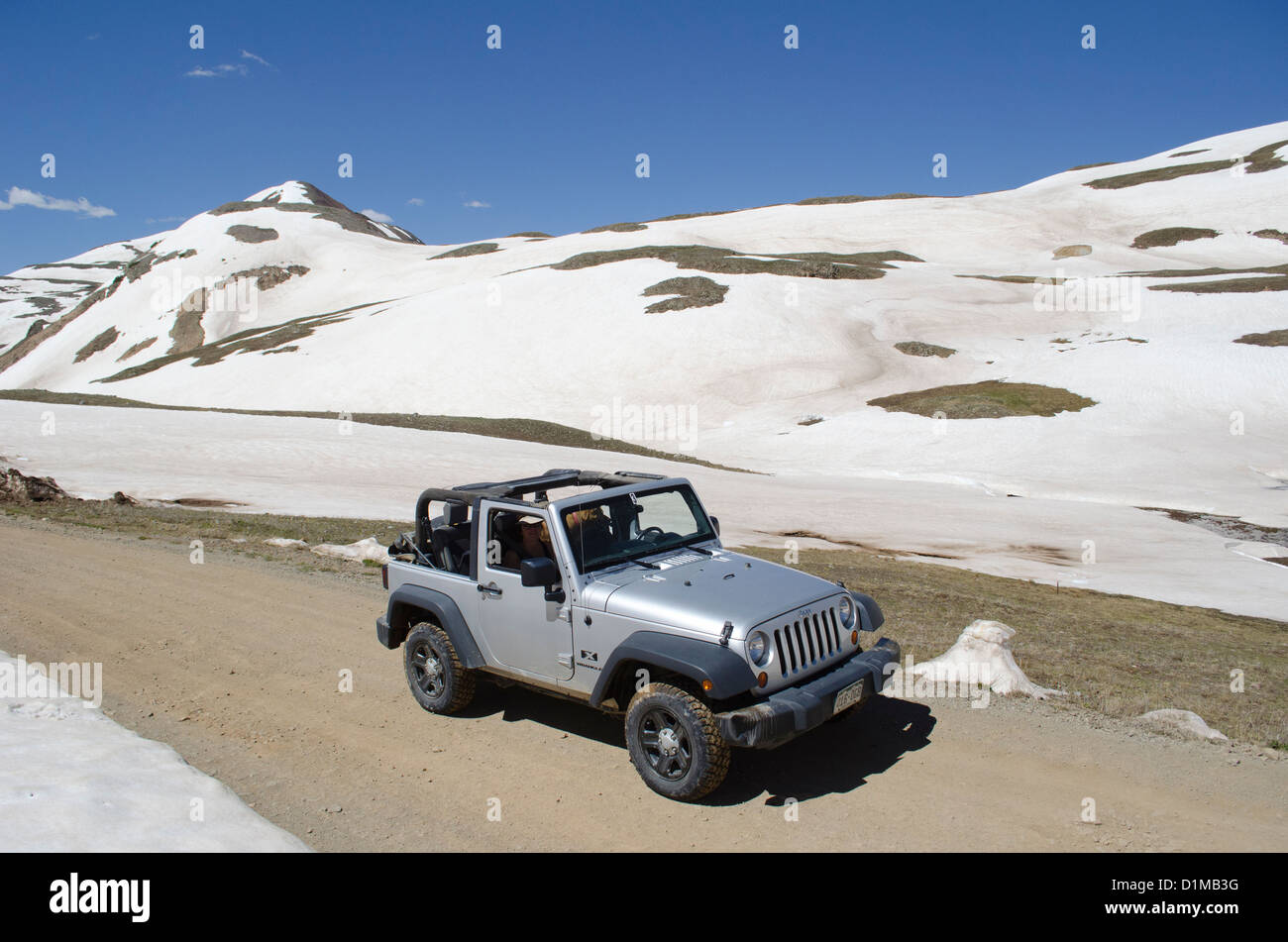 Engineer pass jeep tour goes to 12,500 ft elevation between Silverton and and Lake City Colorado