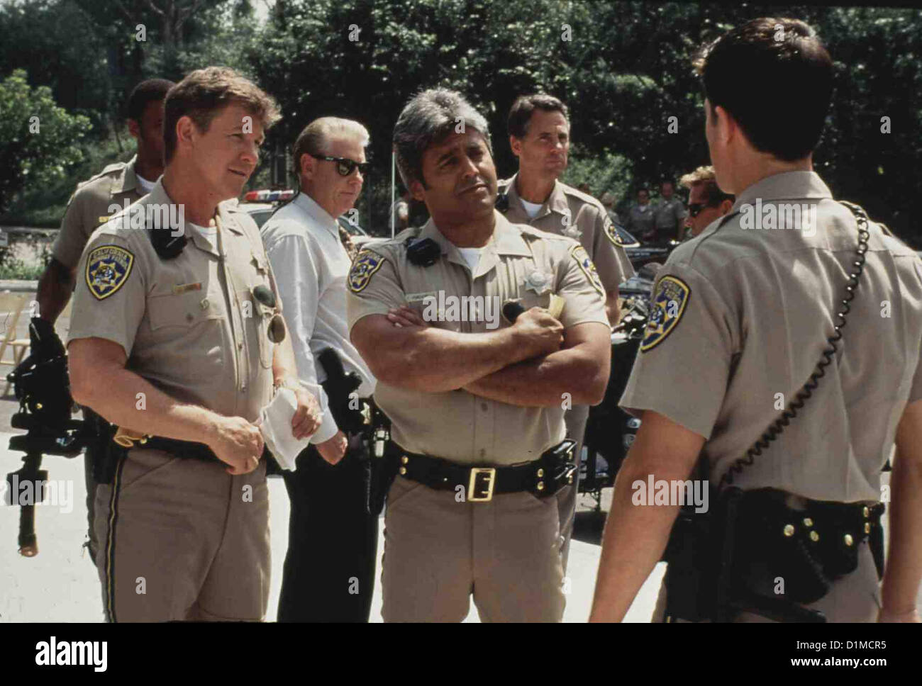 Chips'99  Chips'99  Larry Wilcox, Erik Estrada 'Ponch' (E. Estrada,m) und Jon (L. Wilcox,l) sind einer Bande von Autodieben auf Stock Photo