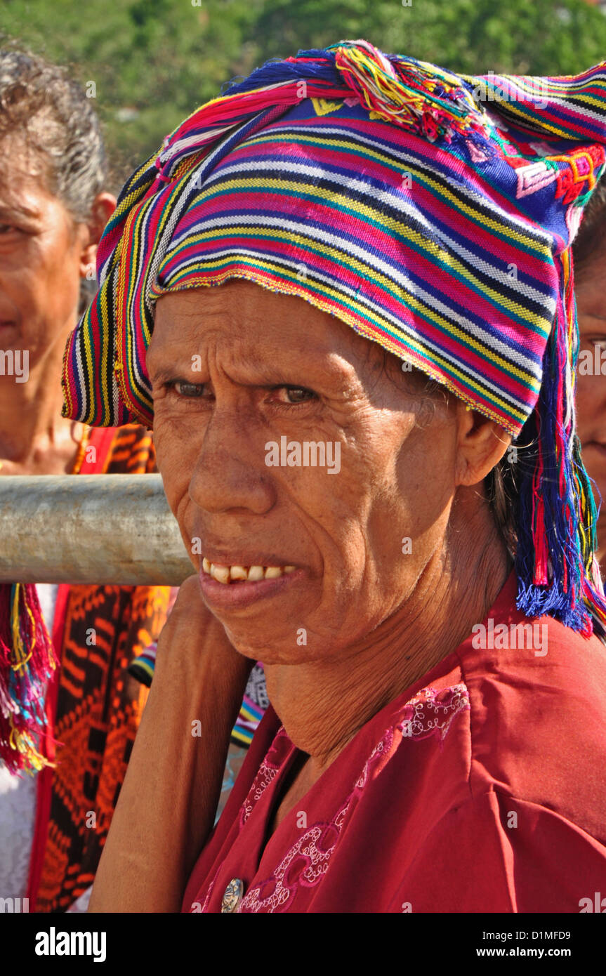 INDONESIA, West Timor, Kupang, female in traditional dress as part of a  welcoming committee at the harbour Stock Photo - Alamy