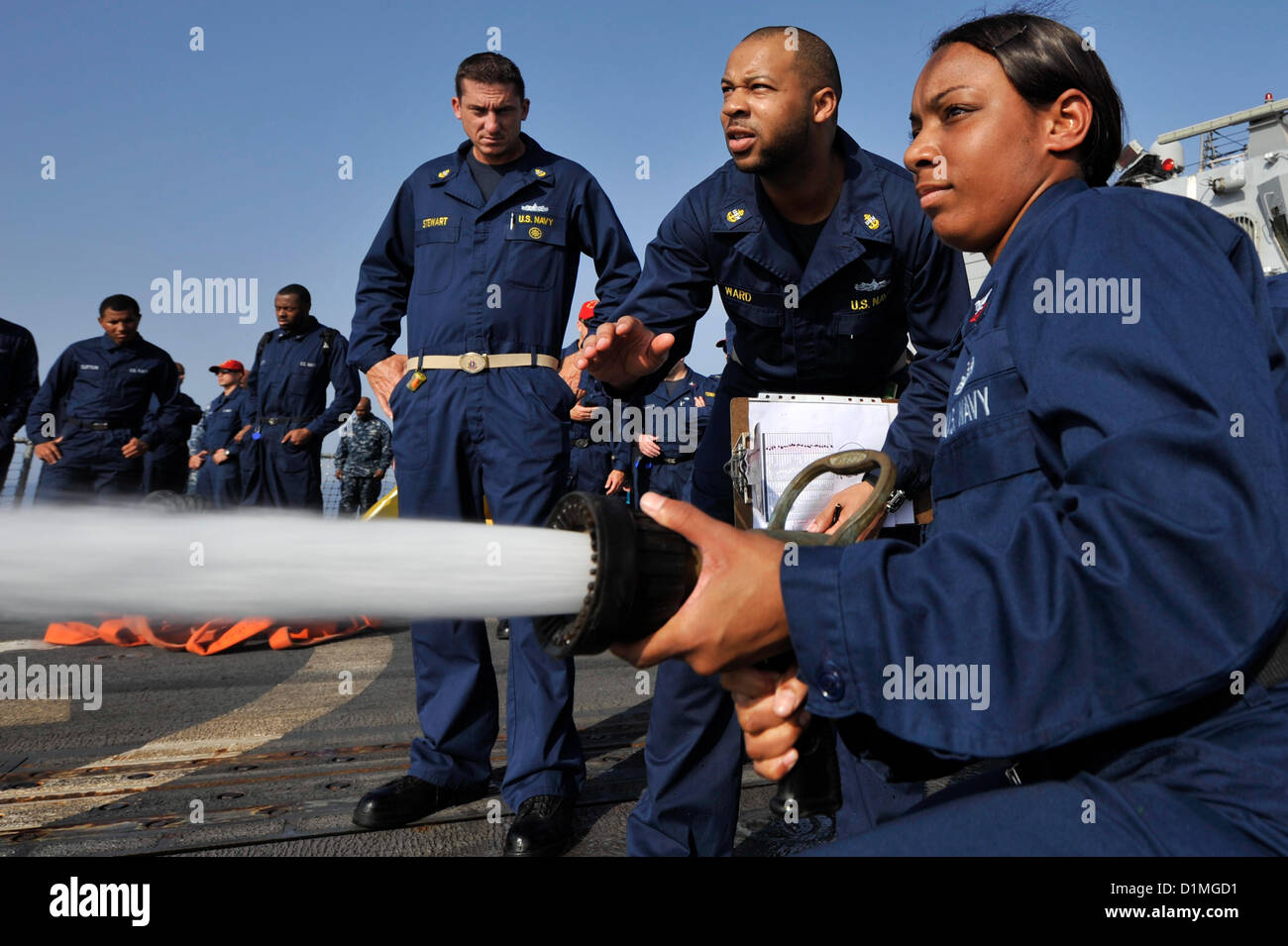 Us navy chief boatswains mate hires stock photography and images Alamy