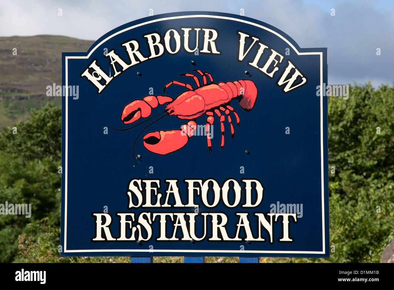Seafood restaurant sign hires stock photography and images Alamy