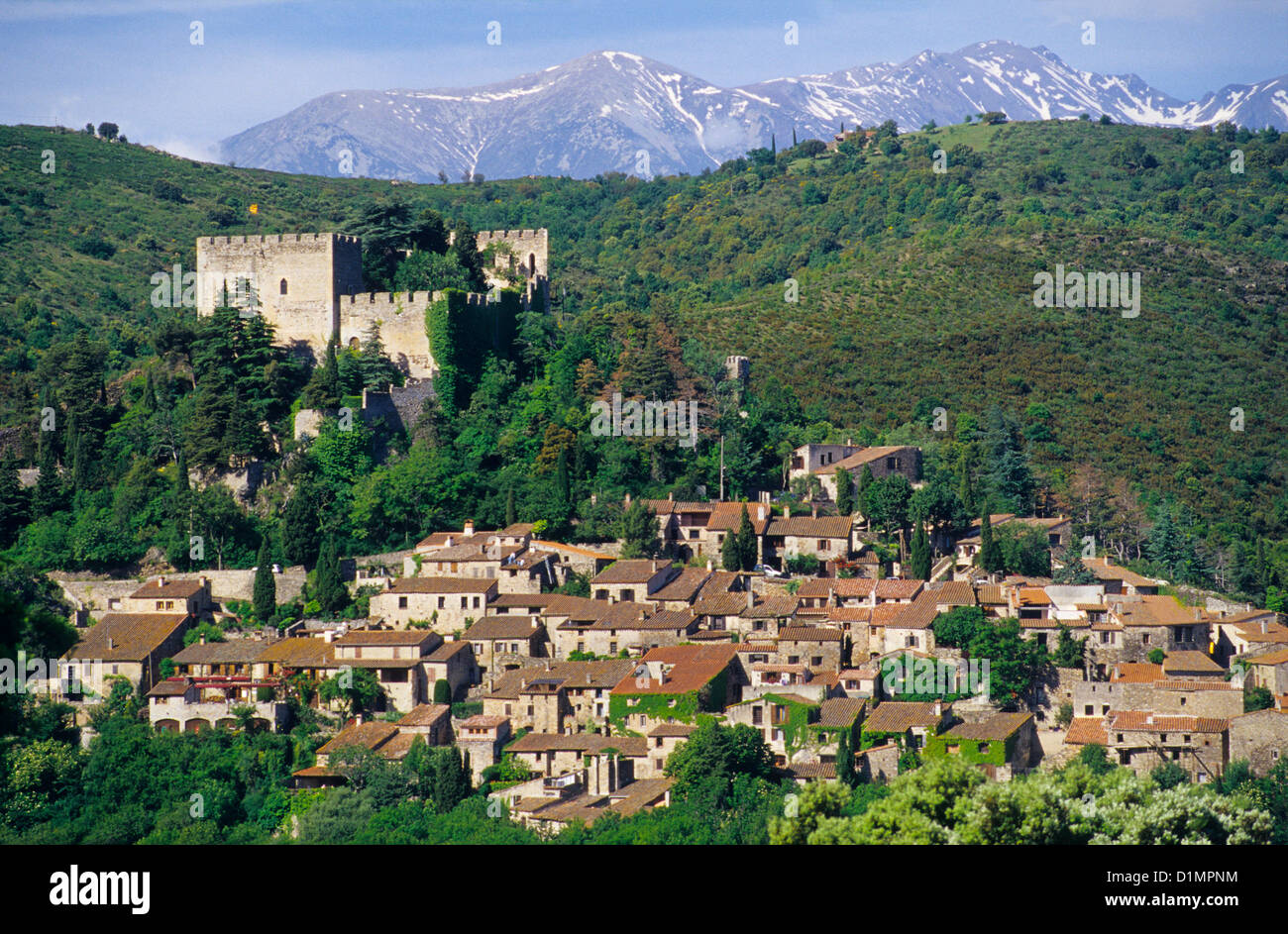 Castelnou hi-res stock photography and images - Alamy