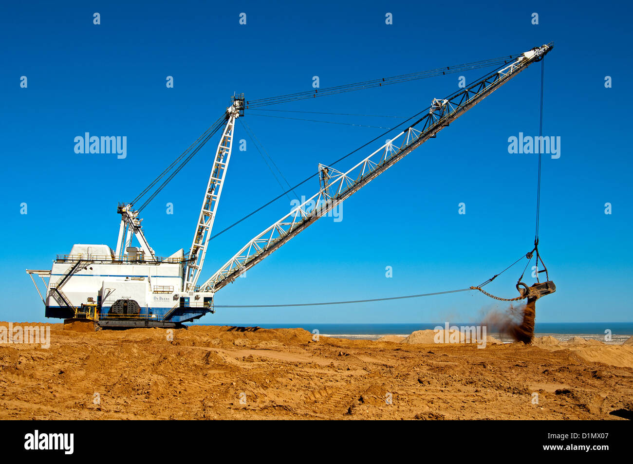 De beers diamond mine hi-res stock photography and images - Alamy