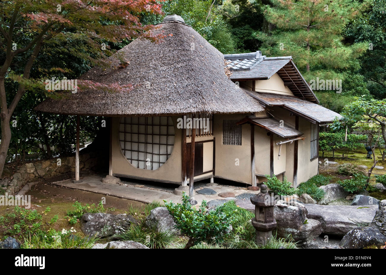 The Onigawara-seki teahouse, one of the four famous teahouses found at the Zen Buddhist temple of Kodai-ji, Kyoto, Japan Stock Photo