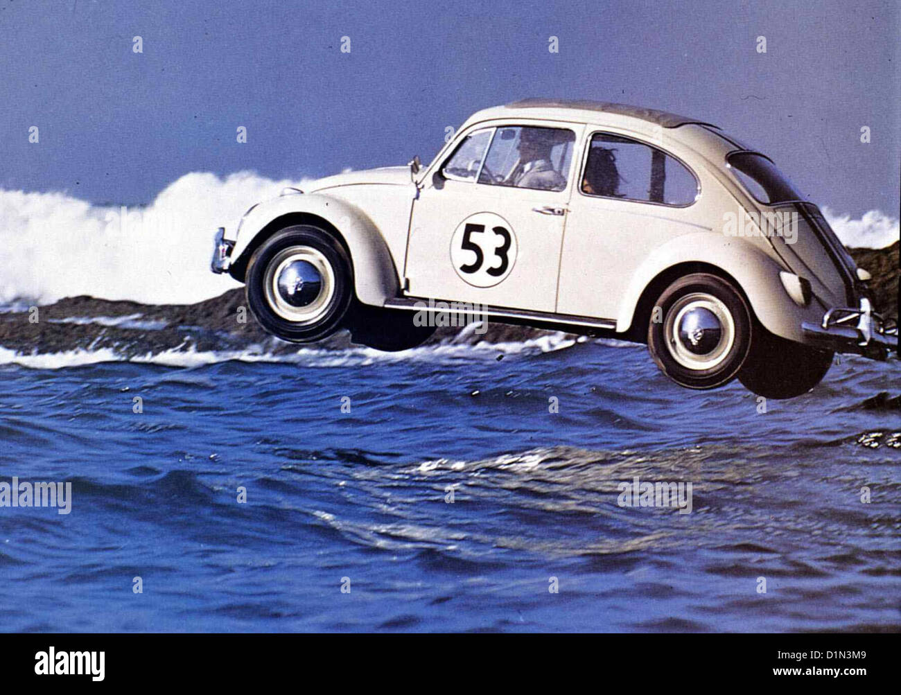 Herbie Gross In Fahrt Herbie Rides Again Kaefer Herbie ist wild entschlossen, die alte Dame vor ...