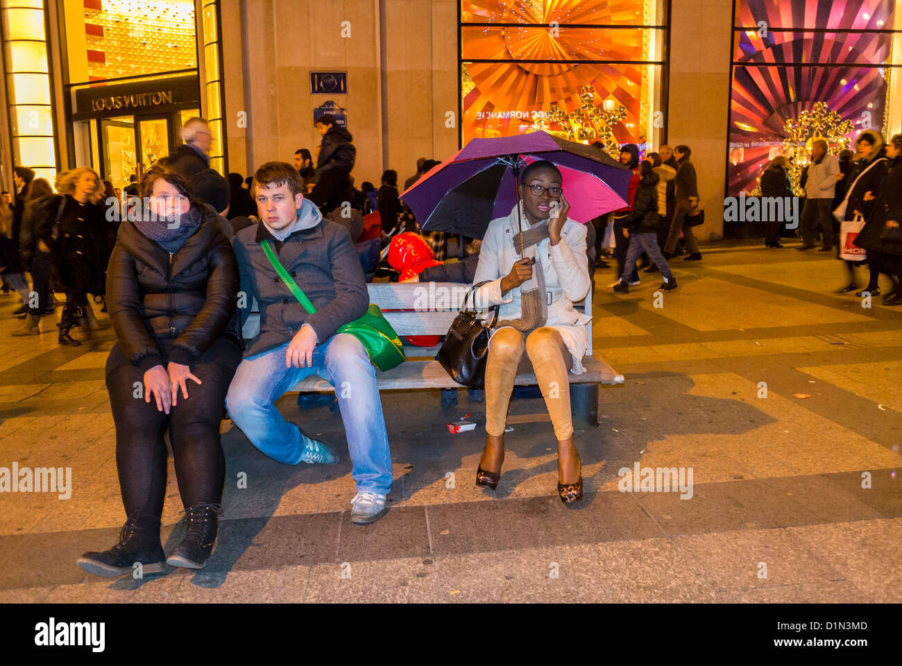 People outside lvmh hi-res stock photography and images - Alamy