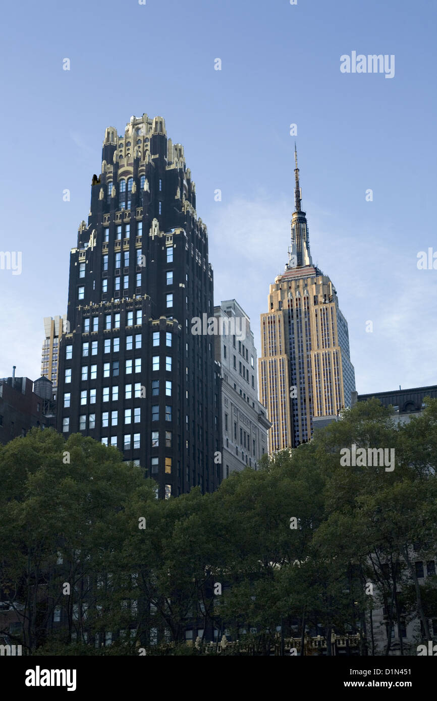 american-standard-art-deco-building-empire-state-building-in-the