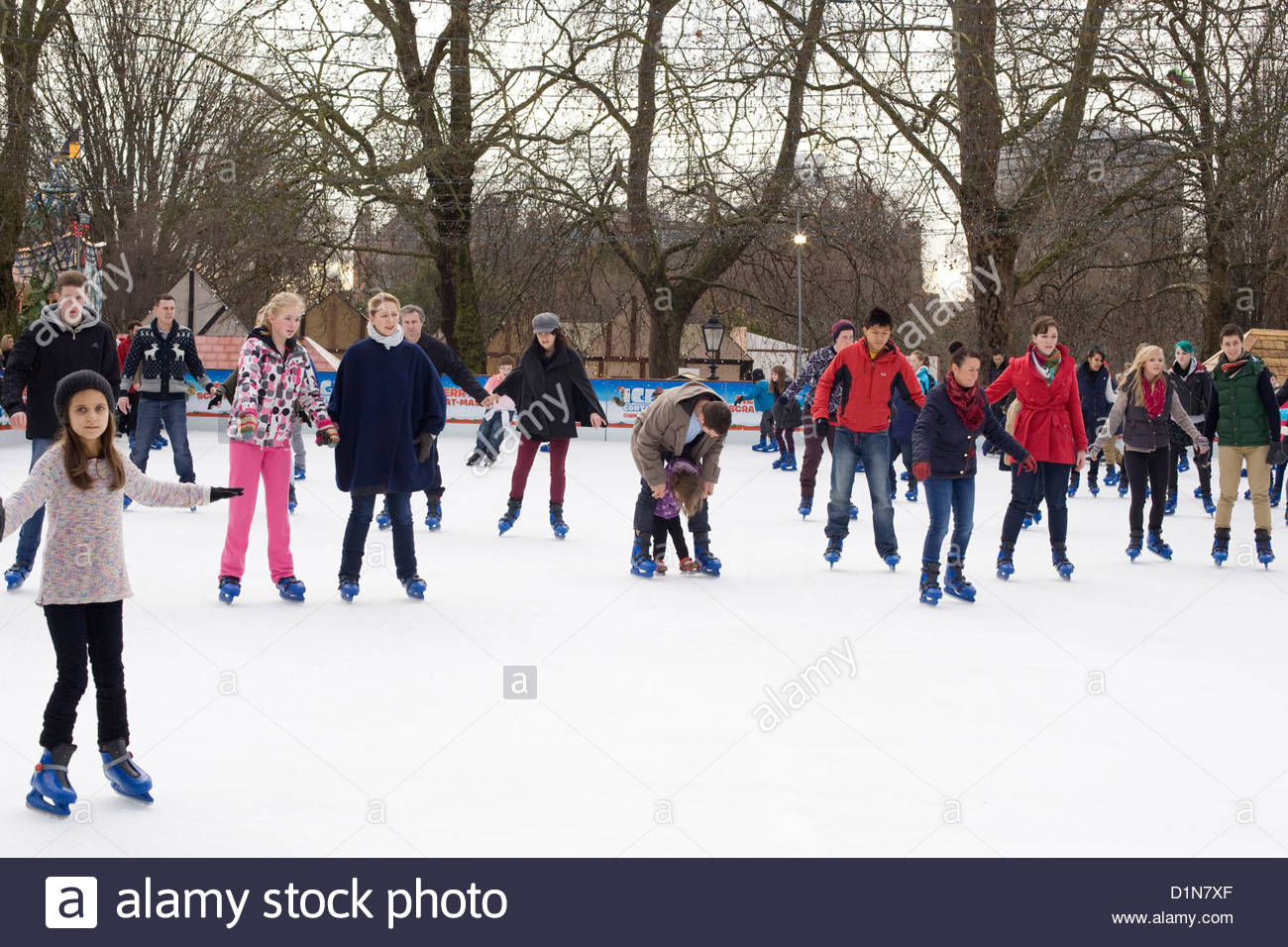 Hyde Park Ice Skating High Resolution Stock Photography and Images Alamy
