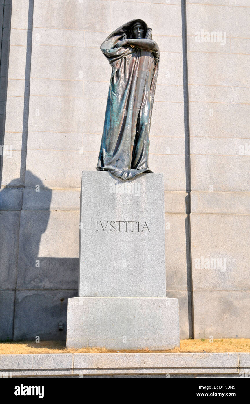 Justice statue canada hires stock photography and images Alamy