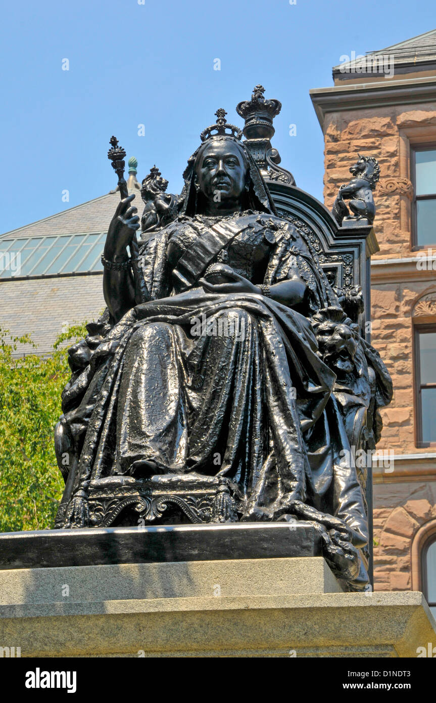 Queen Victoria Statue Legislative Assembly Queen's Park Toronto Ontario