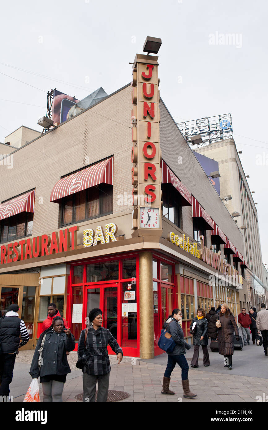 The original Junior's Restaurant, famous cheesecake, Brooklyn, New York Stock Photo