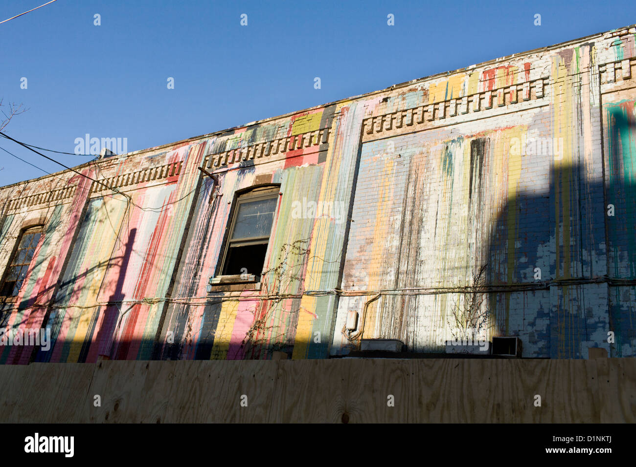 Paint-splattered building, Williamsburg, Brooklyn, New York Stock Photo