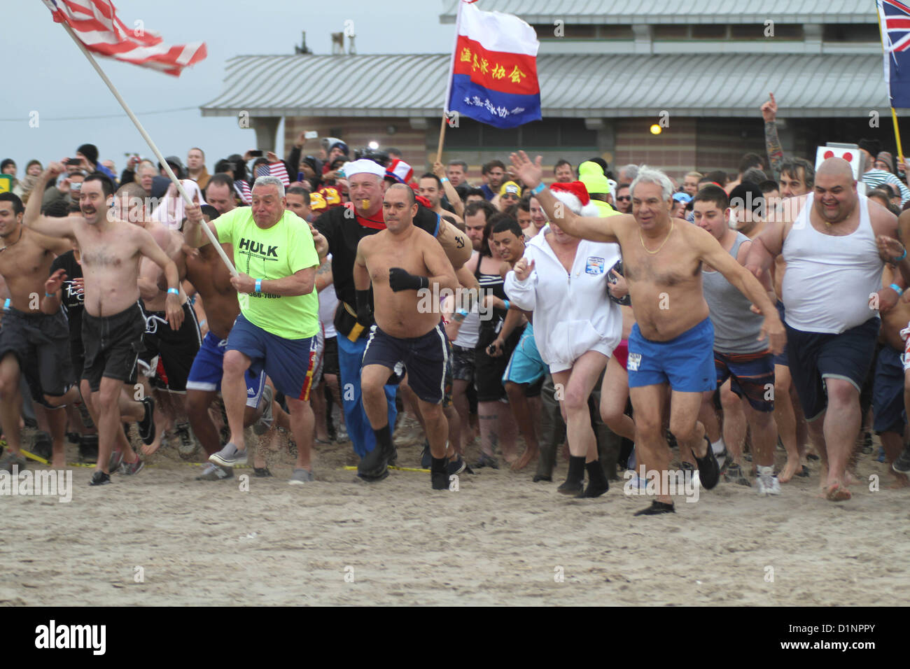 2013 coney island polar bear hi-res stock photography and images - Alamy