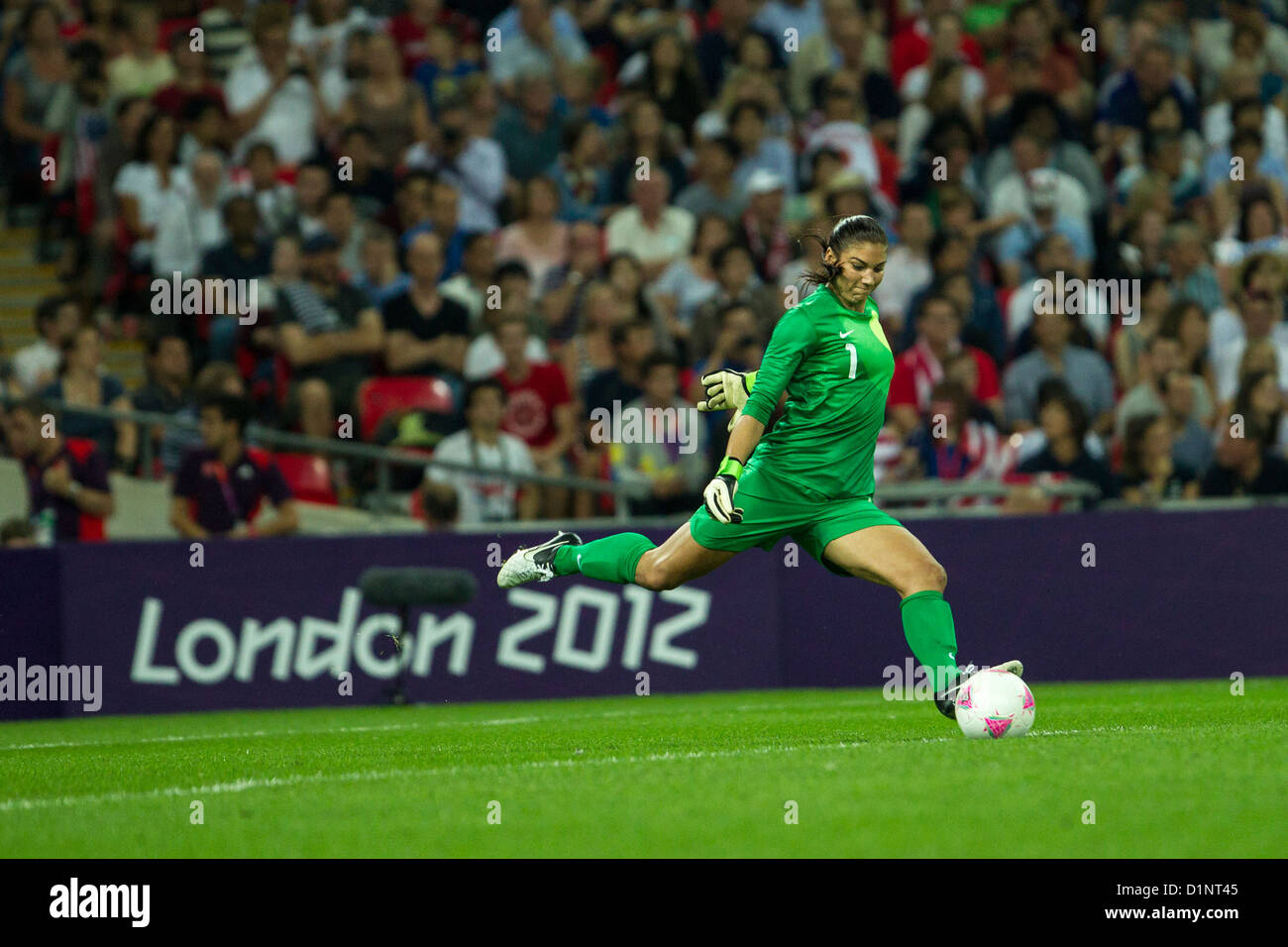 Goalie Hope Solo (USA)-USA wins gold over Japan in Women's Football (soccer) at the Olympic Summer Games, London 2012 Stock Photo