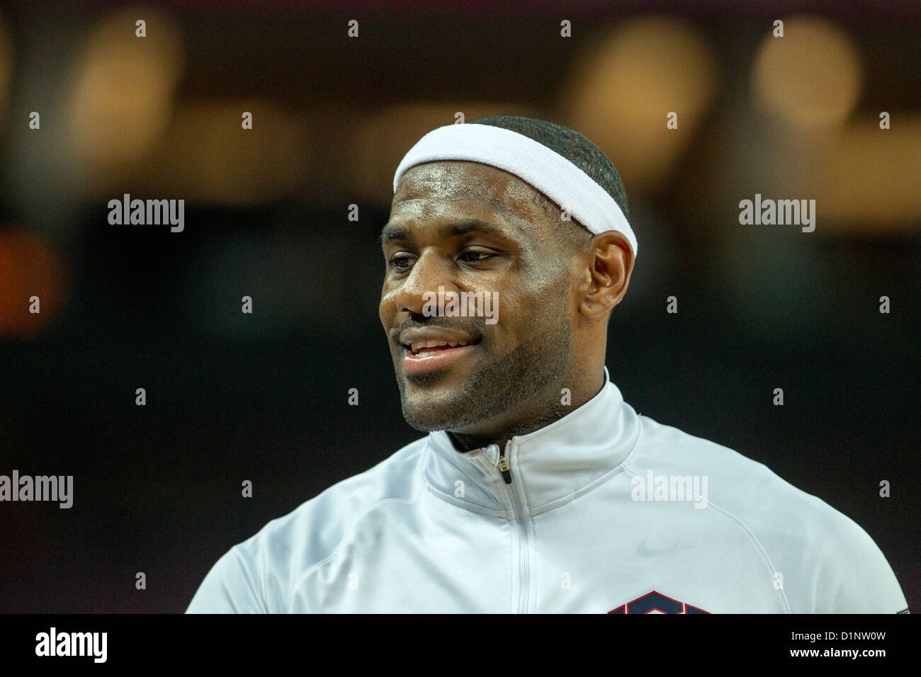Lebron james olympics gold medal hires stock photography and images