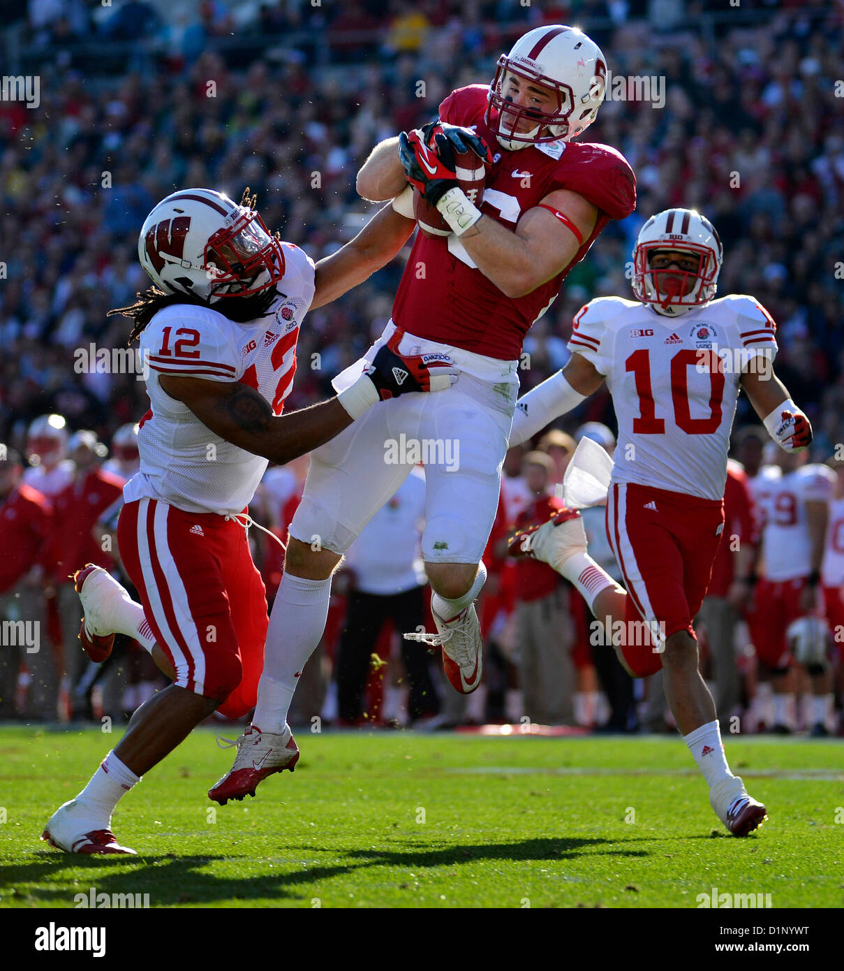 Zach ertz hi-res stock photography and images - Alamy