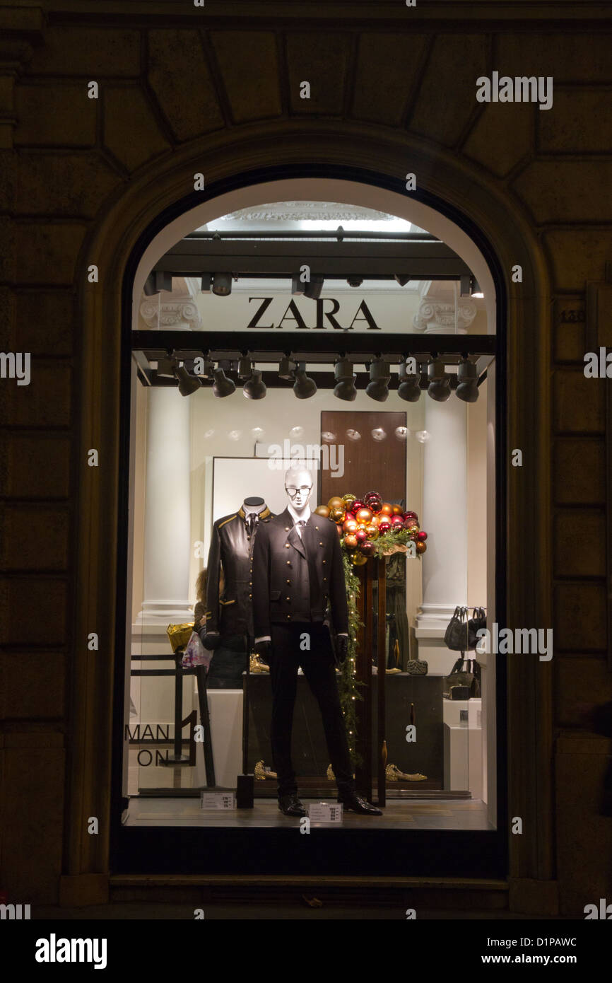 Zara rome hi-res stock photography and images - Alamy