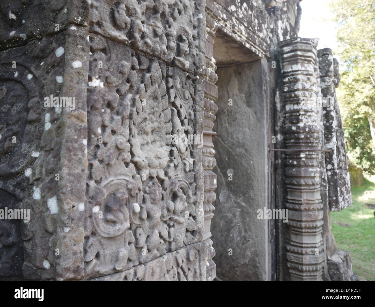 Carvings in stone hi-res stock photography and images - Alamy