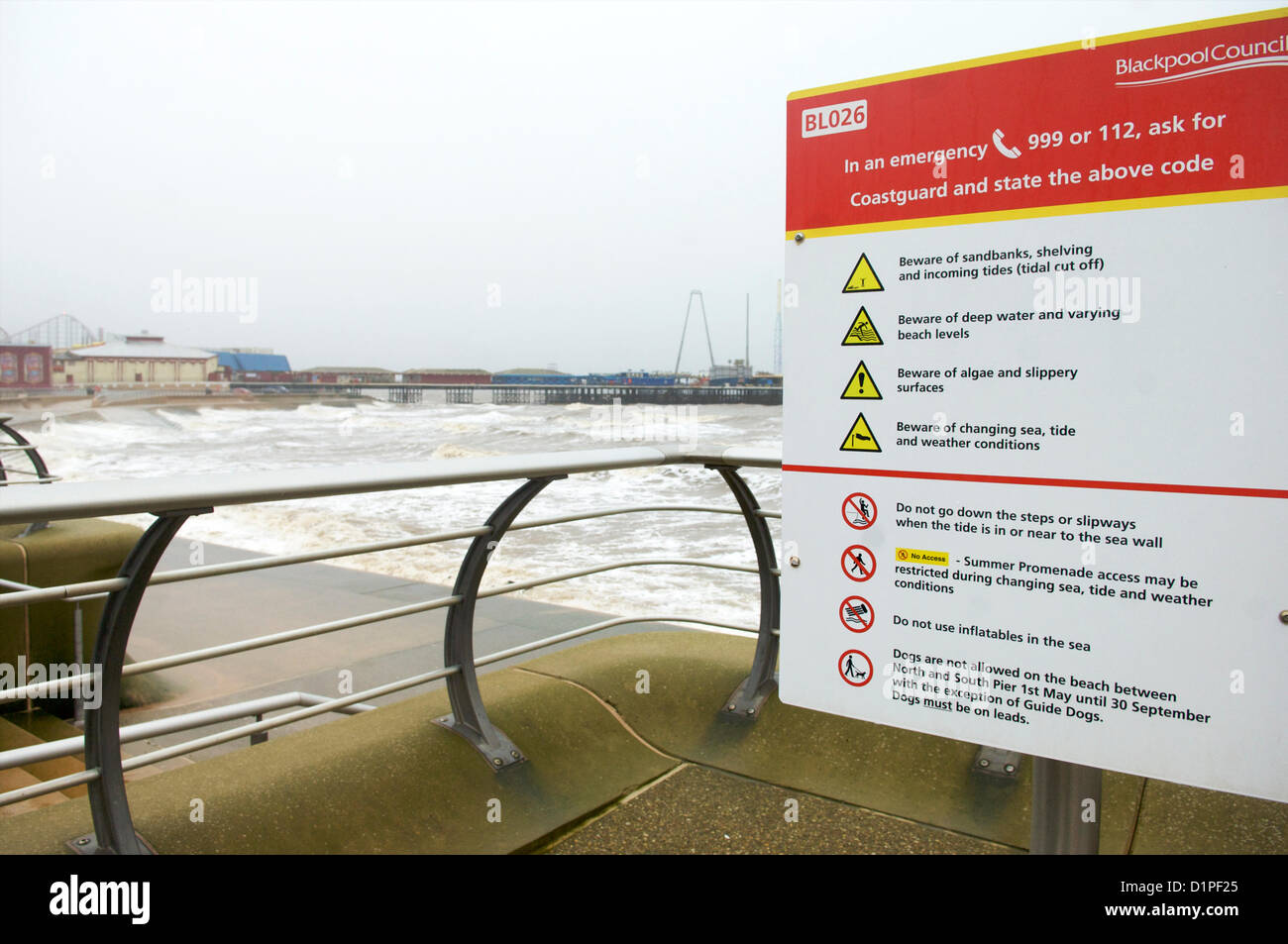 2/1/2013. Blackpool, UK. Scene close to South Pier where a 41 year old Paul Morris was swept into the sea whilst walking his dog in the early hours of new years day. Stock Photo