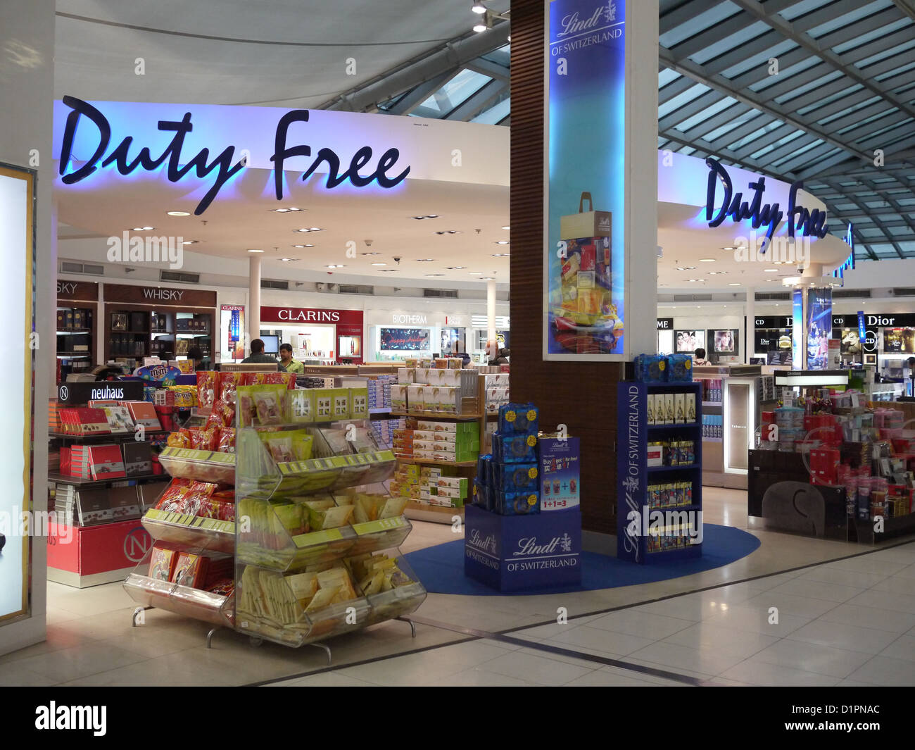 airport duty free shop Stock Photo Alamy airport duty free shop Stock Photo Alamy