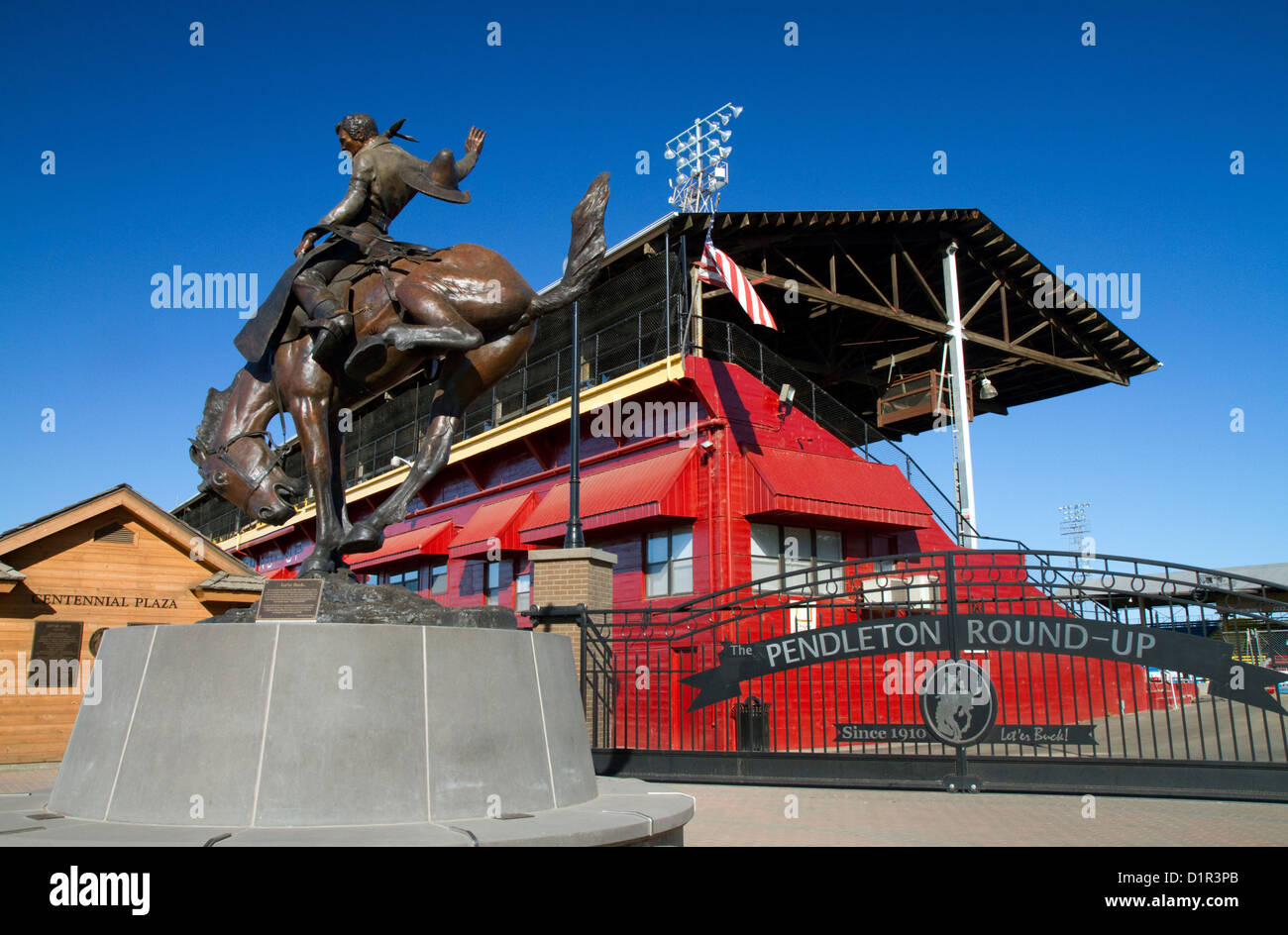 Bronze Bucking Horse statue at the Centennial Plaza in Pendleton, Oregon, USA. Stock Photo