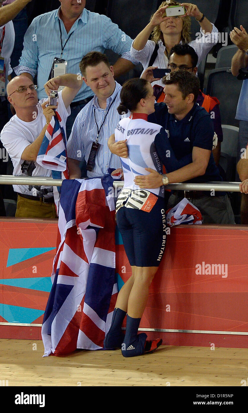 Victoria Pendleton (GBR, Great Britain) hugs her boyfriend Scott Gardener. Track Cycling Stock Photo