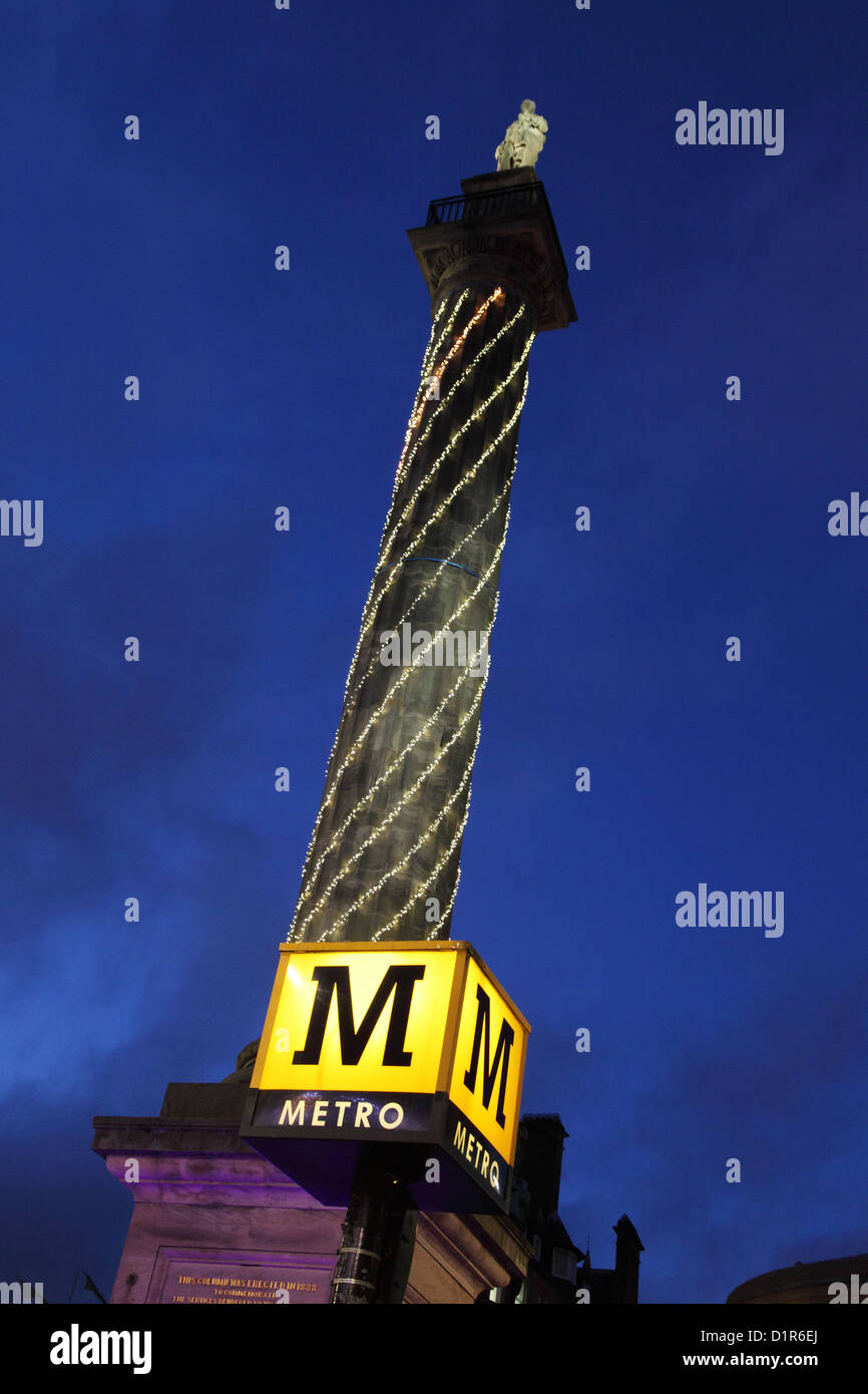 Grey's monument and Metro sign Xmas lights Newcastle Upon Tyne, England, UK Stock Photo