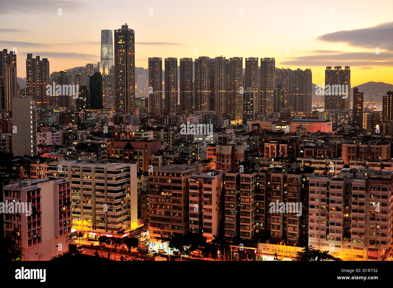 High density building hi-res stock photography and images - Alamy