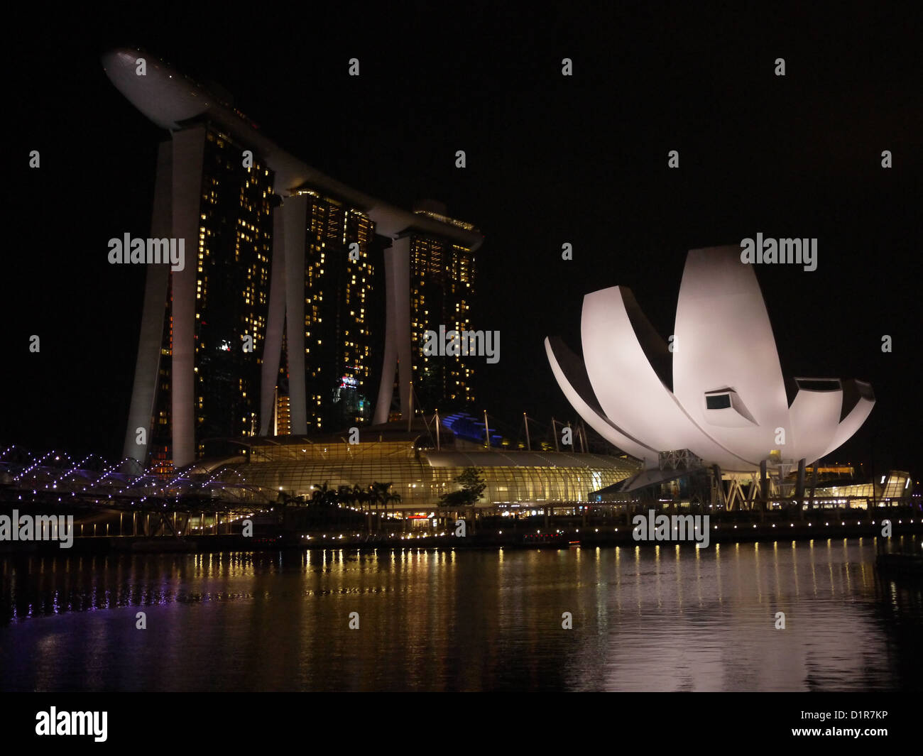 Singapore landmark hi-res stock photography and images - Alamy