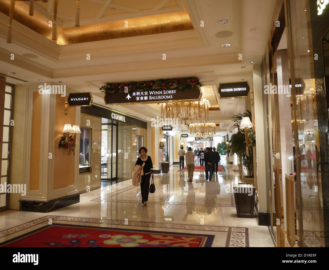 Wynn hotel interior Macau Stock Photo - Alamy