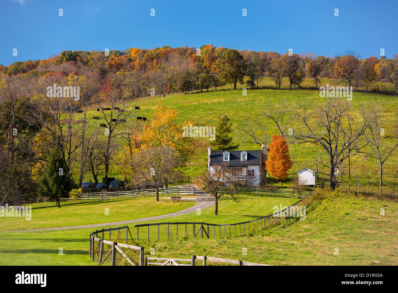 DELAPLANE, VIRGINIA, USA - Park office building at Sky Meadows State ...