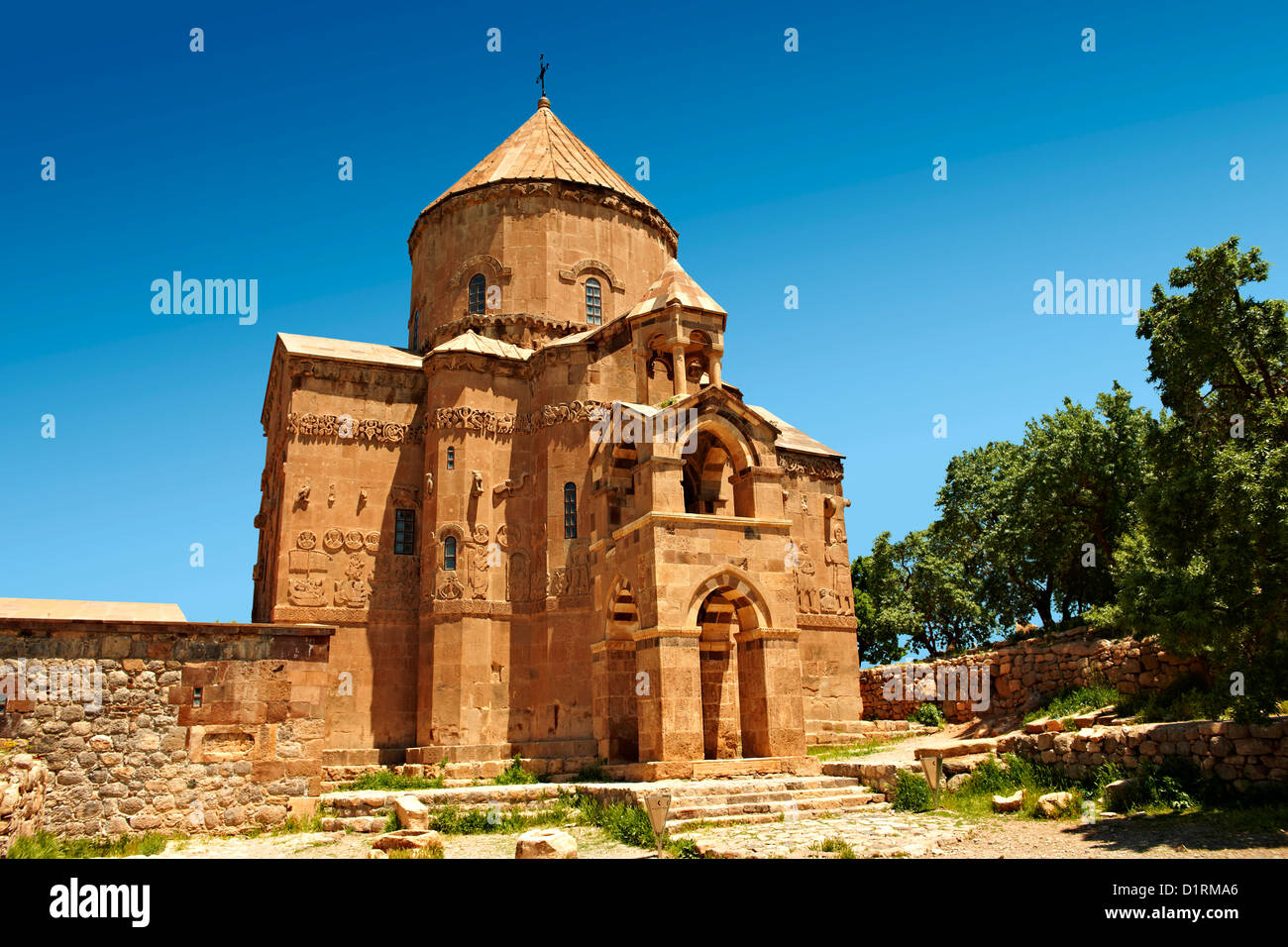 10th century Armenian Orthodox Cathedral of the Holy Cross on Akdamar Island, Lake Van Turkey 79 Stock Photo