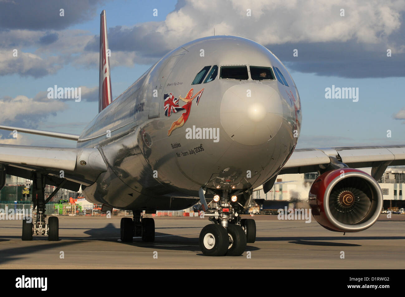 VIRGIN ATLANTIC AIRBUS A340 600 Stock Photo