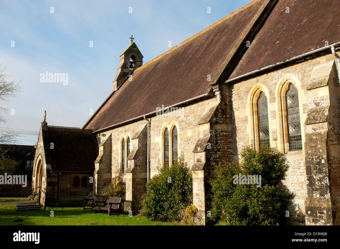 English church s churches hi-res stock photography and images - Alamy