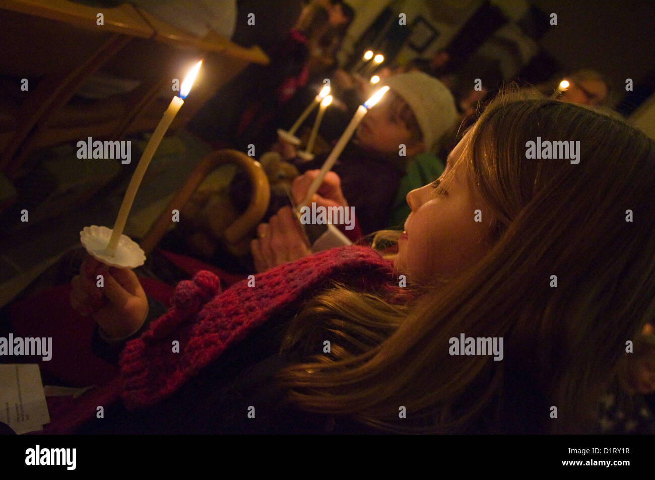 Carol service candles hires stock photography and images Alamy