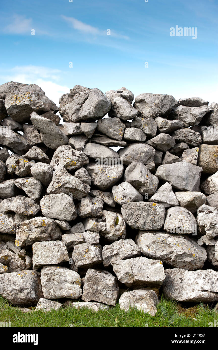 Boundary stones hires stock photography and images Alamy